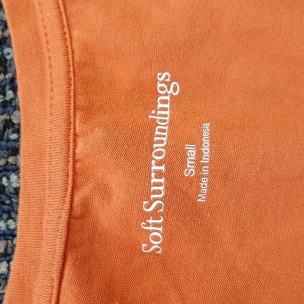 Women’s Soft Surroundings Orange Basic round neck tank top size medium - Picture 4 of 4